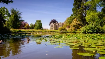 Wakehurst mansion and pond